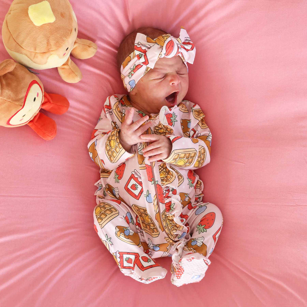 Sweet Stacks Ruffle Zipper Footie | Pink