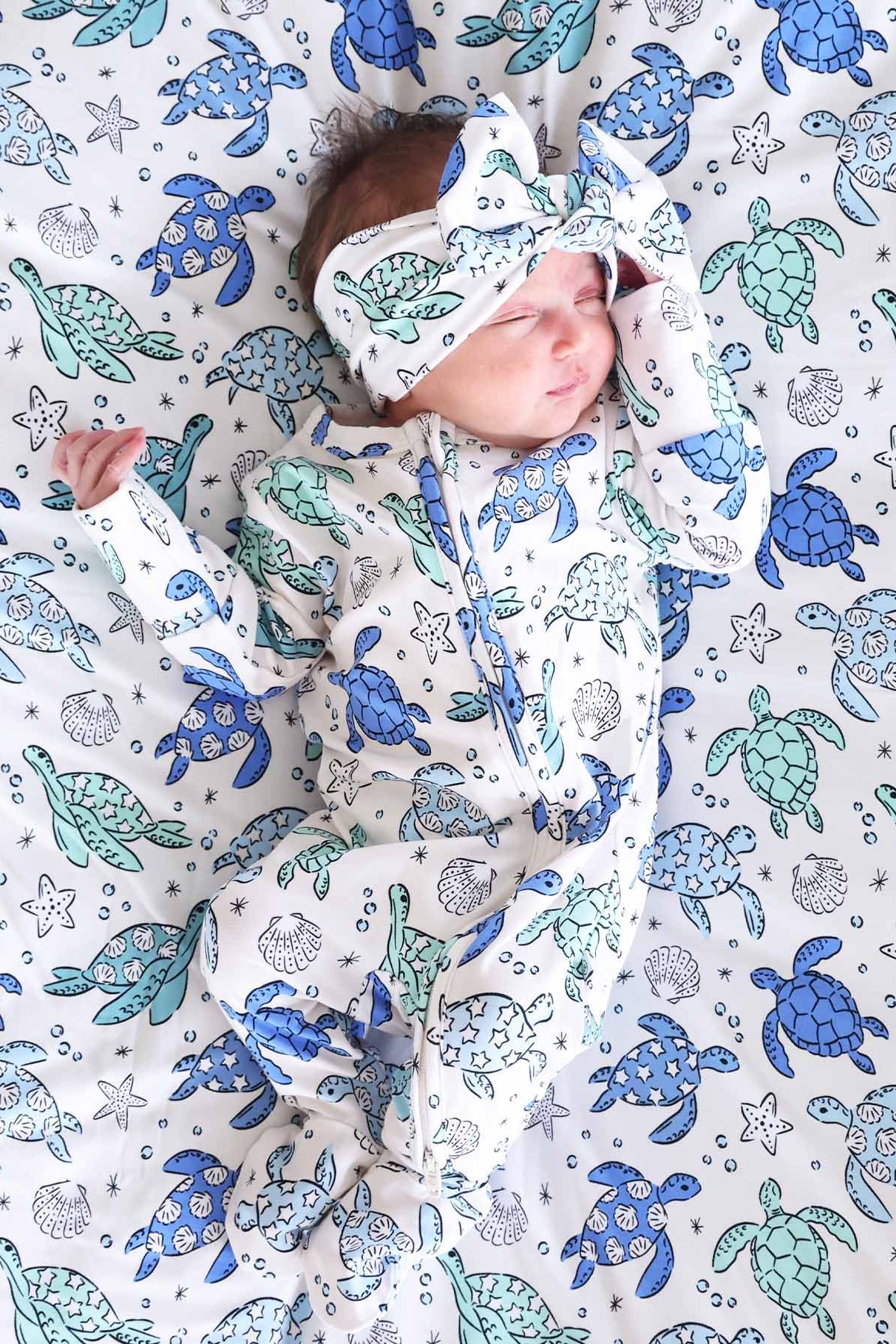 Sea Turtle Splash Zipper Footie